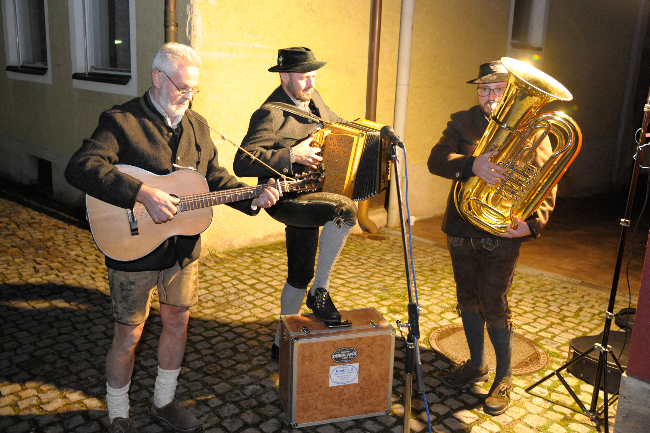 Hirschauer Stadt-Adventskalender 2019 - Fenster vom 24. Dezember 2019