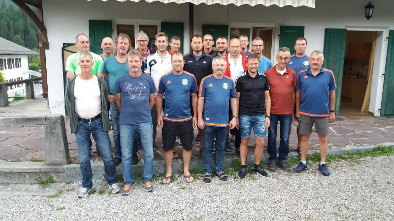 Zum letzten Mal verbrachten die Alten Herren in Wanderwochenende in der Villa Wetterstein, in Grainau. - Foto von Fritz Dietl