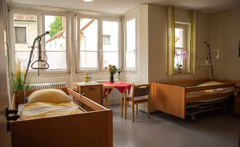 Zusätzliche Pflegebetten im BRK Seniorenheim St. Barbara