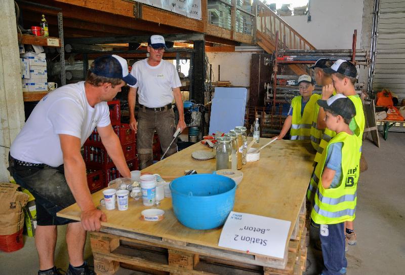 Projekttag von Falk Bau begeistert Mädchen und Jungen