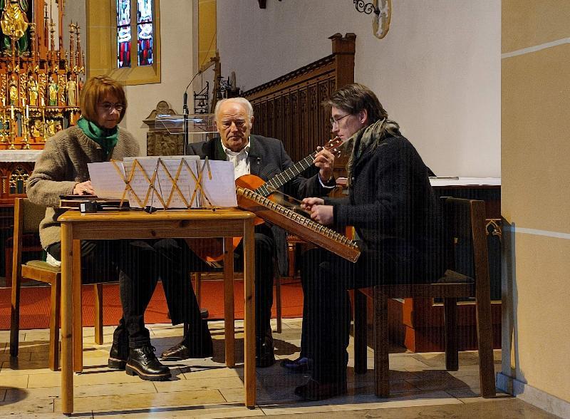 Muse und G’sang zum Advent