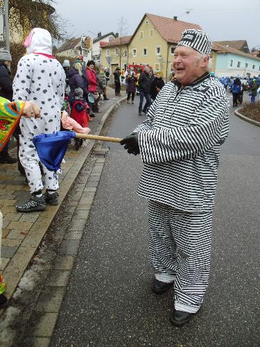 Hirschau fest in Kinder-Narrenhand