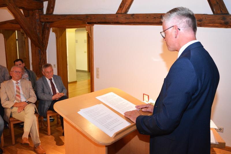 Verleihung der Goldenen Bürgermedaille an Werner Schulz und Rudi Wild.