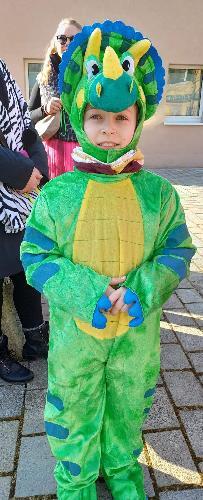Hirschau fest in Kinder-Narrenhand