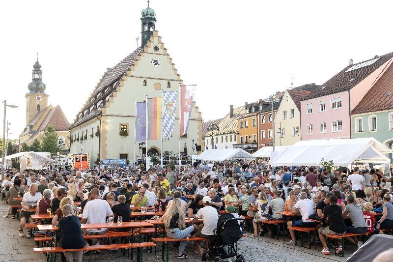 Hirschau feiert am Wochenende 49. Marktplatzfest