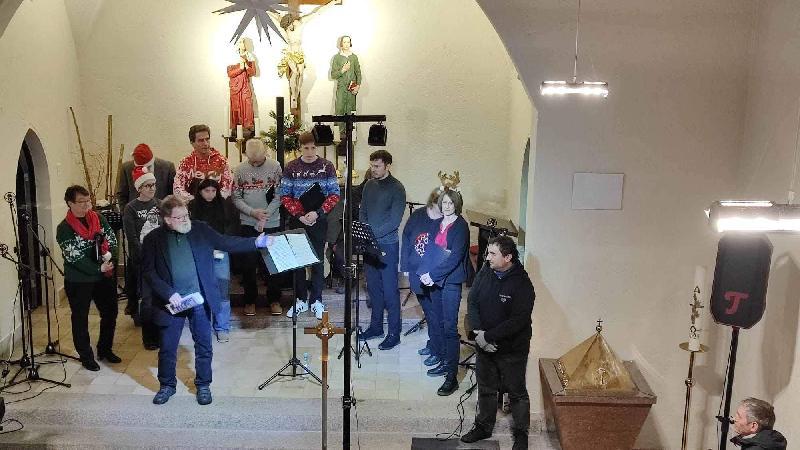 Glänzende Premiere des „Etwas anderen Weihnachtskonzerts“ 