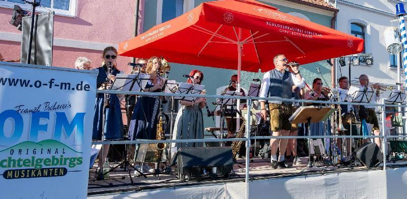 Heiße Stimmung bei heißem 50. Markplatzfest