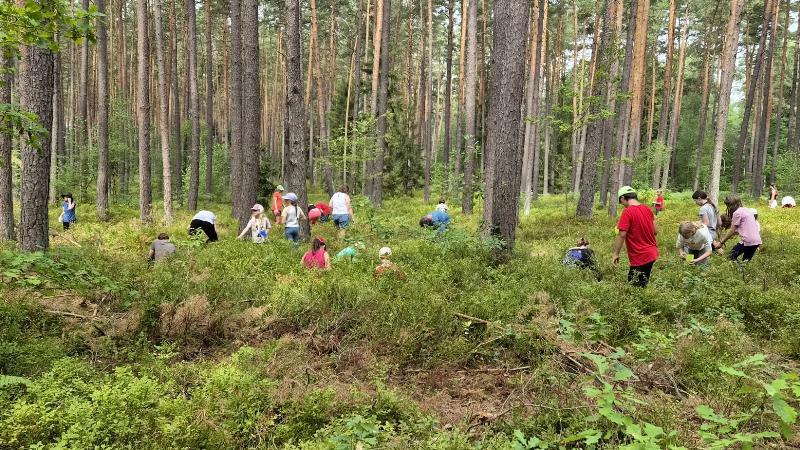 Hirschauer Trachtlerjugend im Zeltlager Grafenwöhr