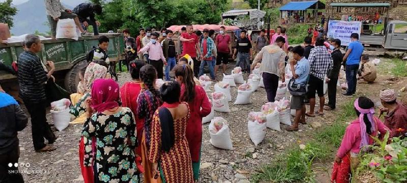 Africa Luz hilft hungernden Chepang in Nepal